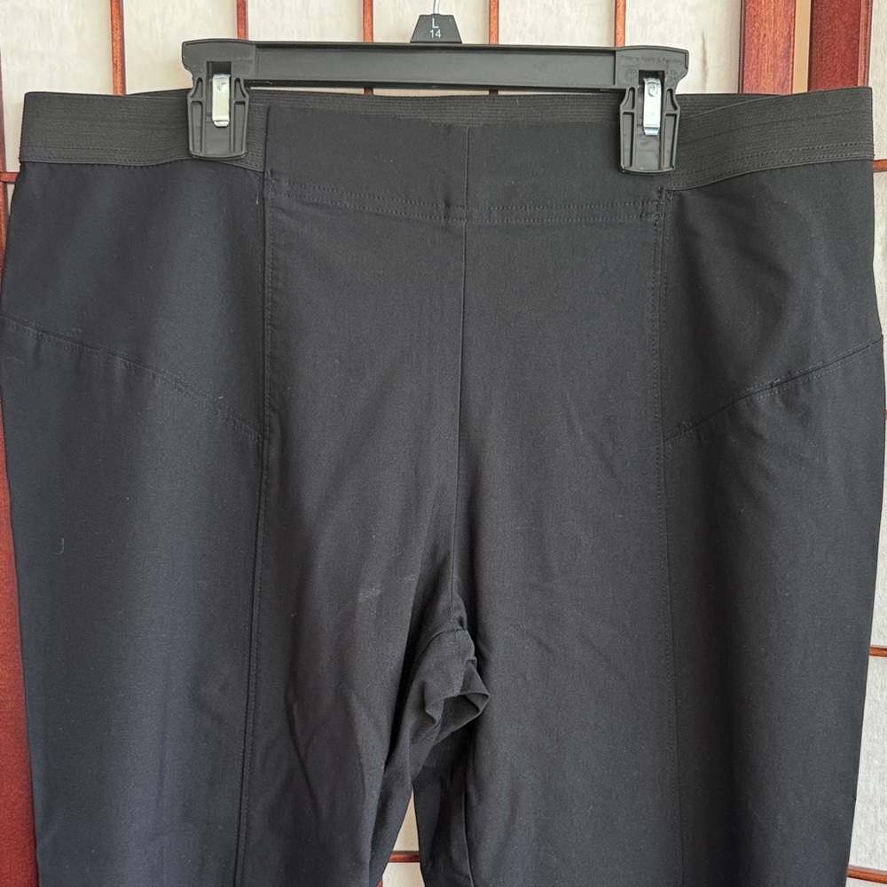Simply Vera Vera Black Capris, size L - Picture 3 of 7